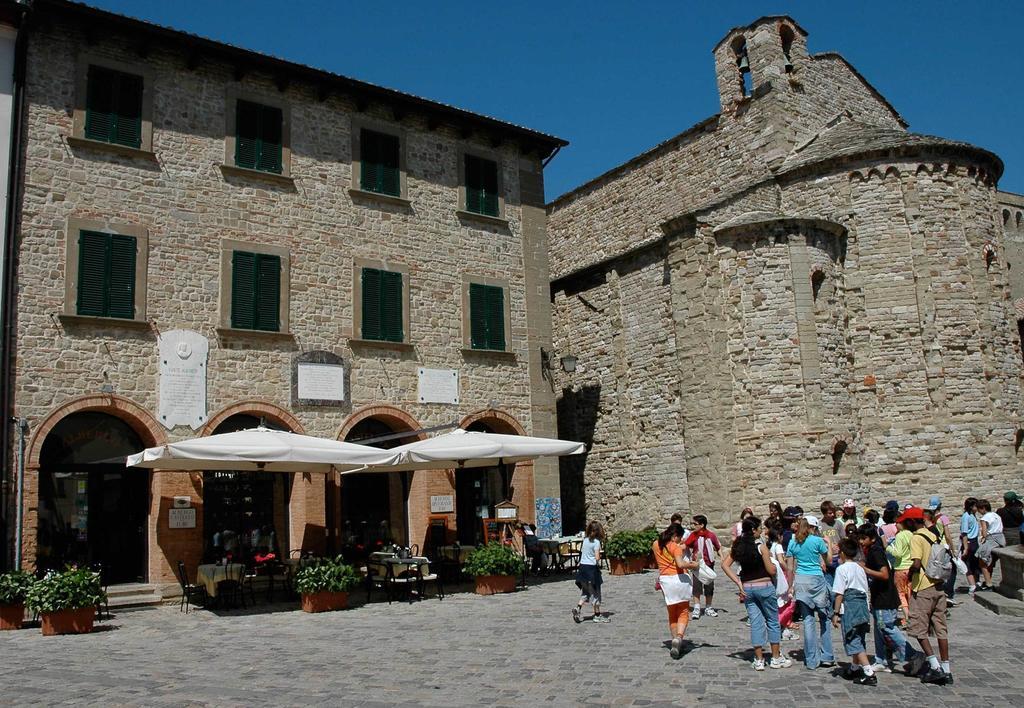 San Leo Albergo Diffuso Exterior foto